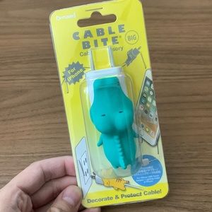 Cable Bite alligator for power adapter